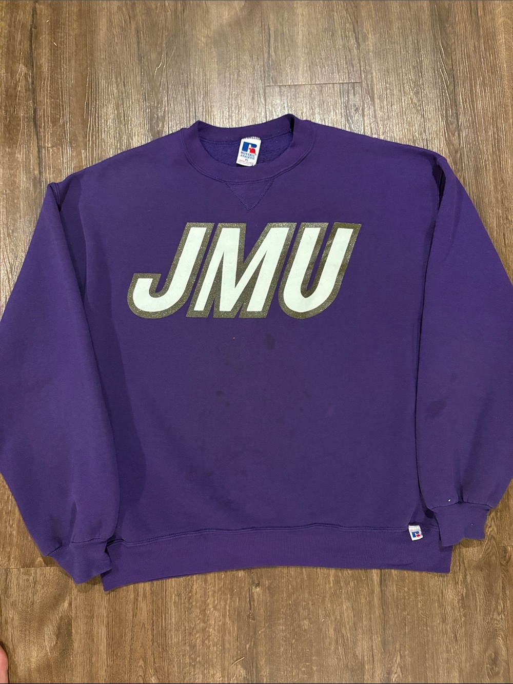 Vintage Russell Athletic James Madison University men’s XL crewneck sweater